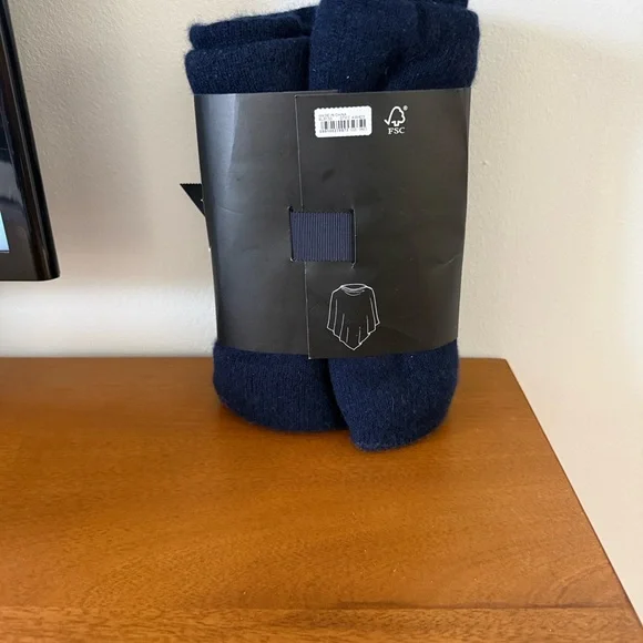 J. Crew Deep Blue Knit Wrap - Picture 4 of 6